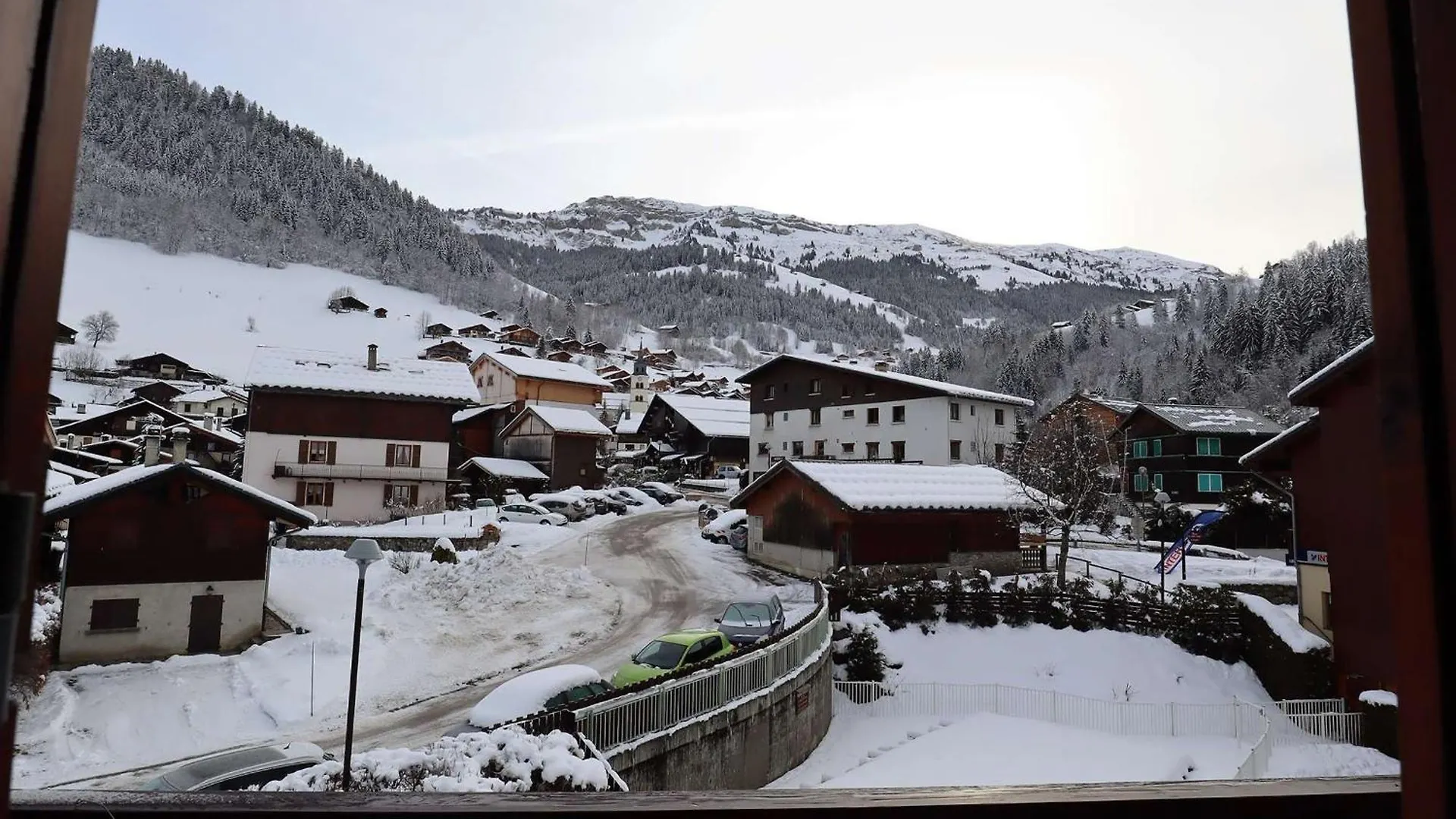 Charmant Apt Pour 6 Avec Piscine A Areches-Beaufort - Fr-1-342-256 0*, בופור צרפת